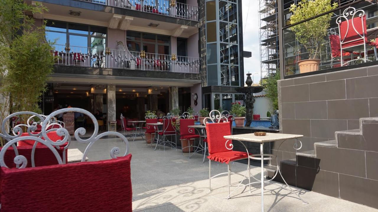 爱丽舍酒店 地拉那 外观 照片
